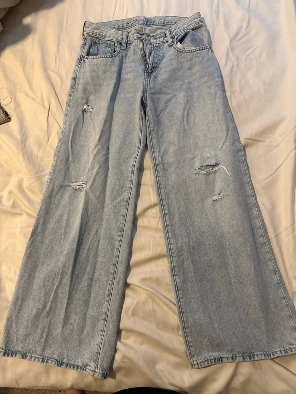 Girls Light Blue Wide-Leg Distressed Jeans Size 14